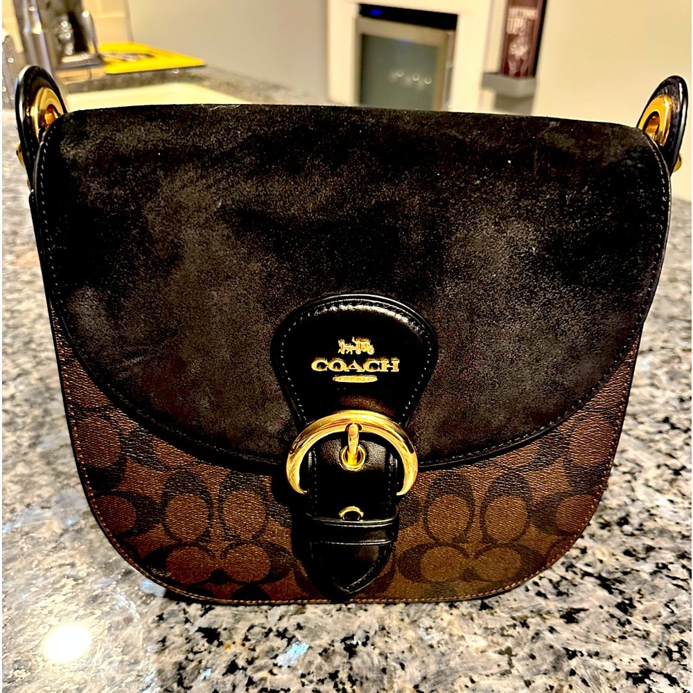 Coach Allen Shoulder Bag 23 in Signature Canvas